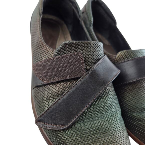 Naot Wind Loafers Womens 8 8.5 Brown Green Irridescent Adjustable Strap Academia - Picture 3 of 11